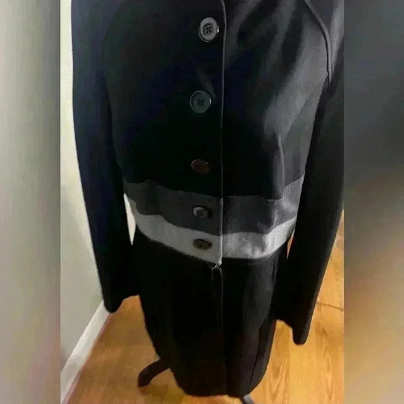 Cabi Black Gray Jacket Coat Zip Off Bottom Size Women’s Size Medium Long Sleeves - Picture 6 of 9